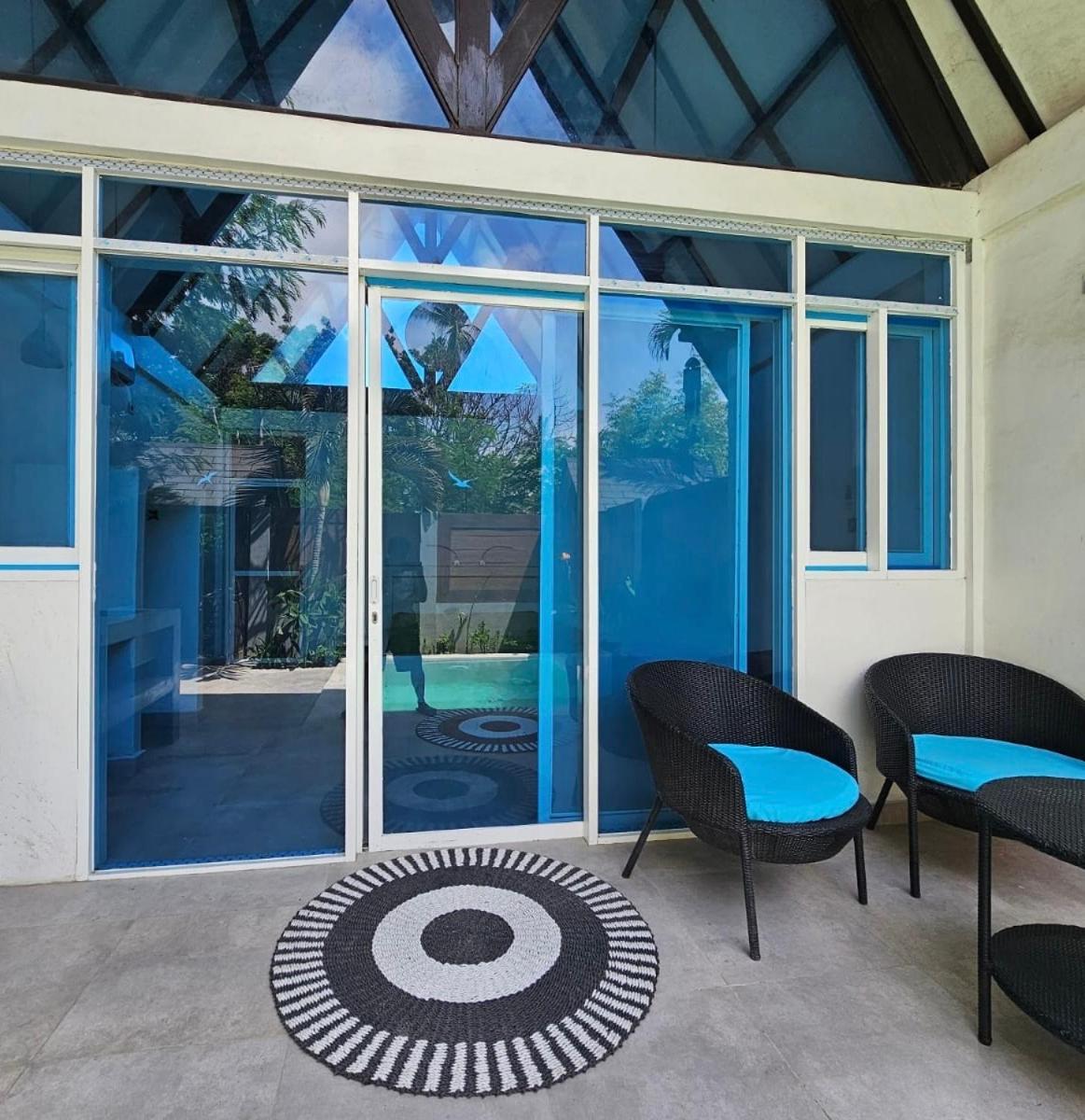 Atties Villa Gili Air Exterior photo
